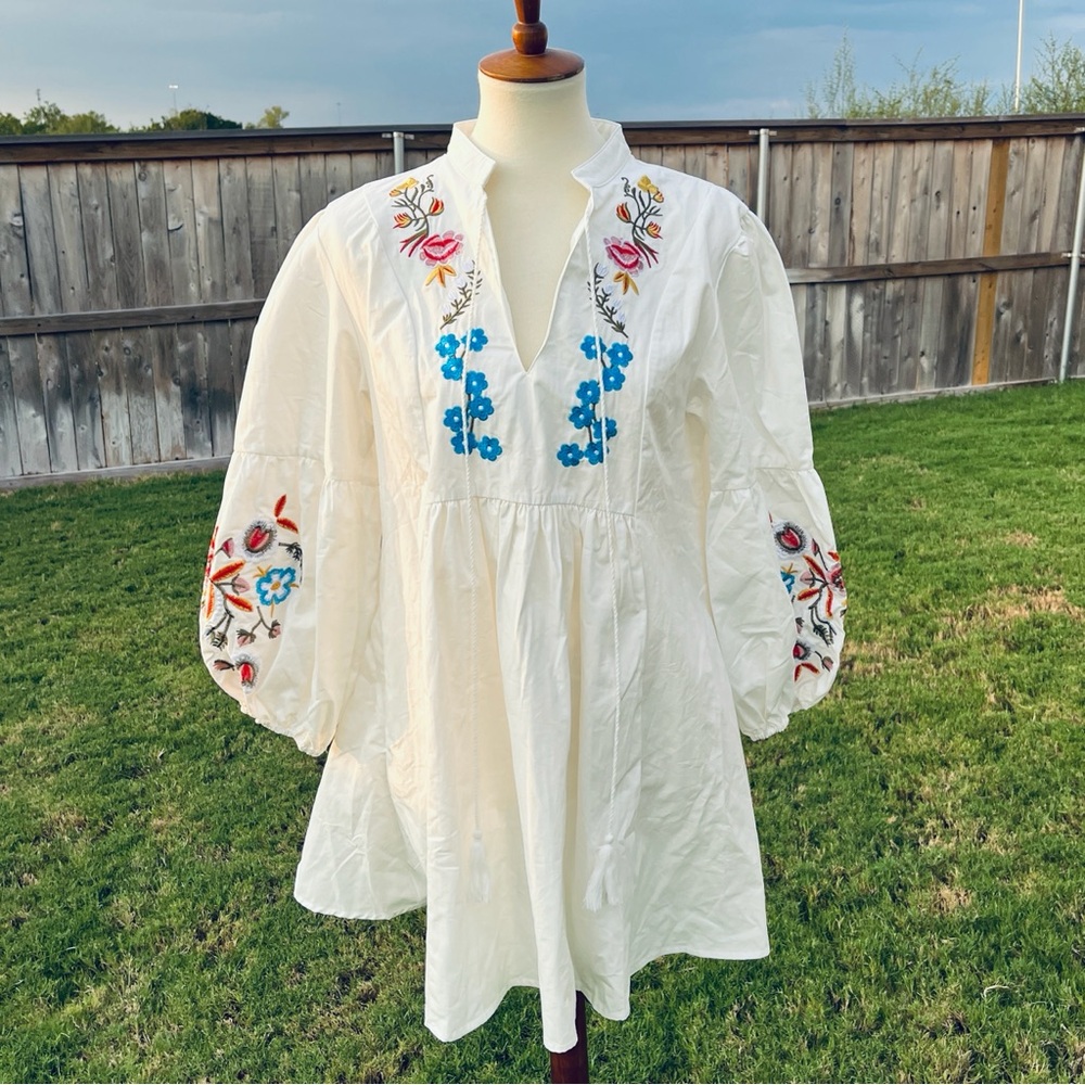 tiptupu Women's Bohemian Floral Embroidered Tunic Dress Size Medium (NEW w/tags)